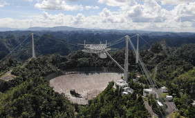 Archivbild des Arecibo-Radioteleskops