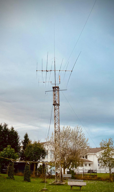 Antennenmast mit 6m Beam Antennenmast mit 6m Beam