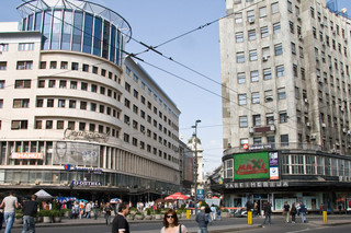 begin of pedestrians plaza (Kneza Mihaila street) - a mix of old and new