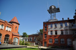 die Antennenanlage auf dem Dach