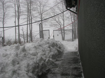 Zugang am Schnee vorbei