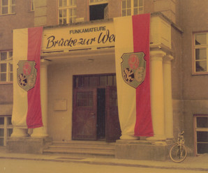 Eingang zur Ludwig-Thoma-Schule