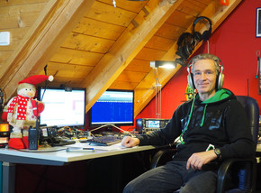 DJ2FR, Frank an seiner Station