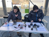 Michael (DL1MCA) und Stephan (als DN1MCA) bei der Notfunkübung auf dem Indemann (Photo: DL1MCA)