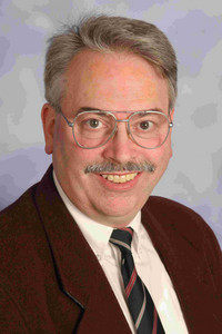 portrait_dl7ue.jpg Portrait DL7UE