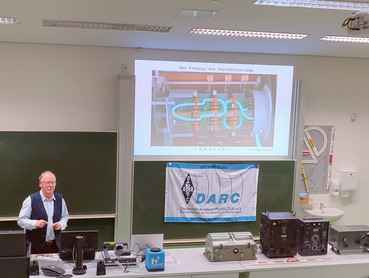 Gerhard Roleder, DL6AKC, vom Elektromuseum Erfurt