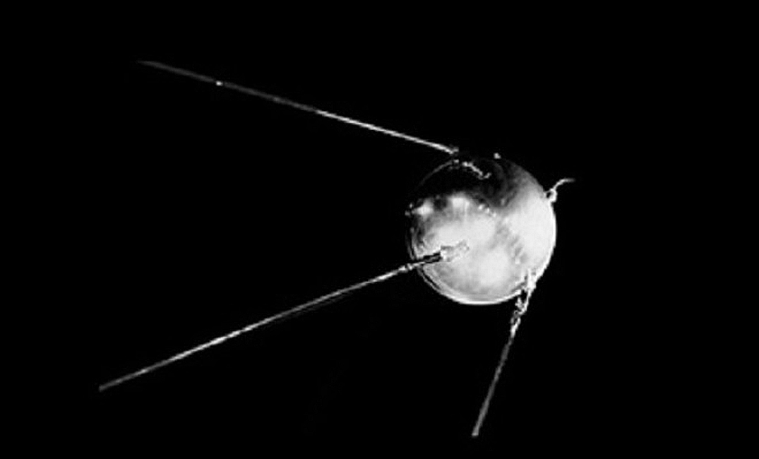 Спутник 1 приложение. Спутник 1. ПС-1 Спутник. Спутник 1957. Первый Спутник СССР.